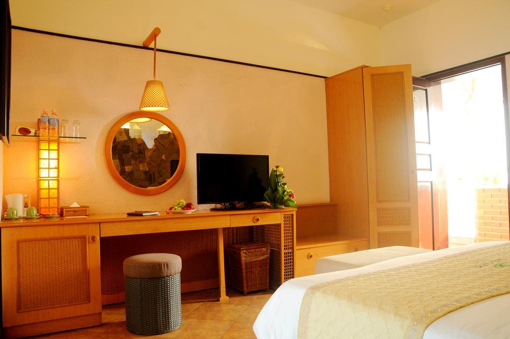 Bavico Resort & Spa Tam Giang - Hue Exteriör bild